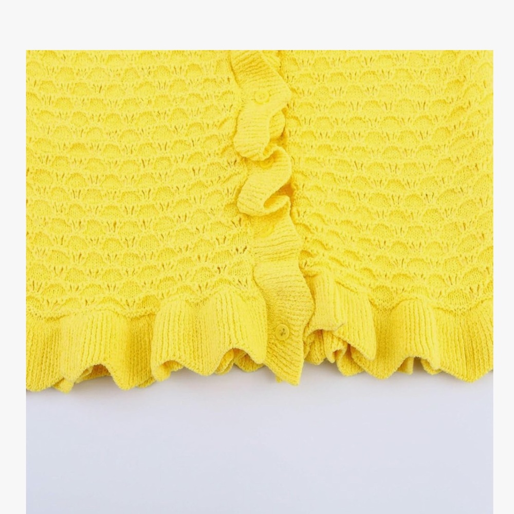 Yellow Ruffle Knit Sweater - Picture 3 of 3